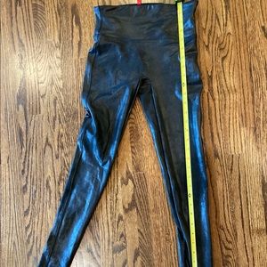 Spanx spandex faux leather leggings